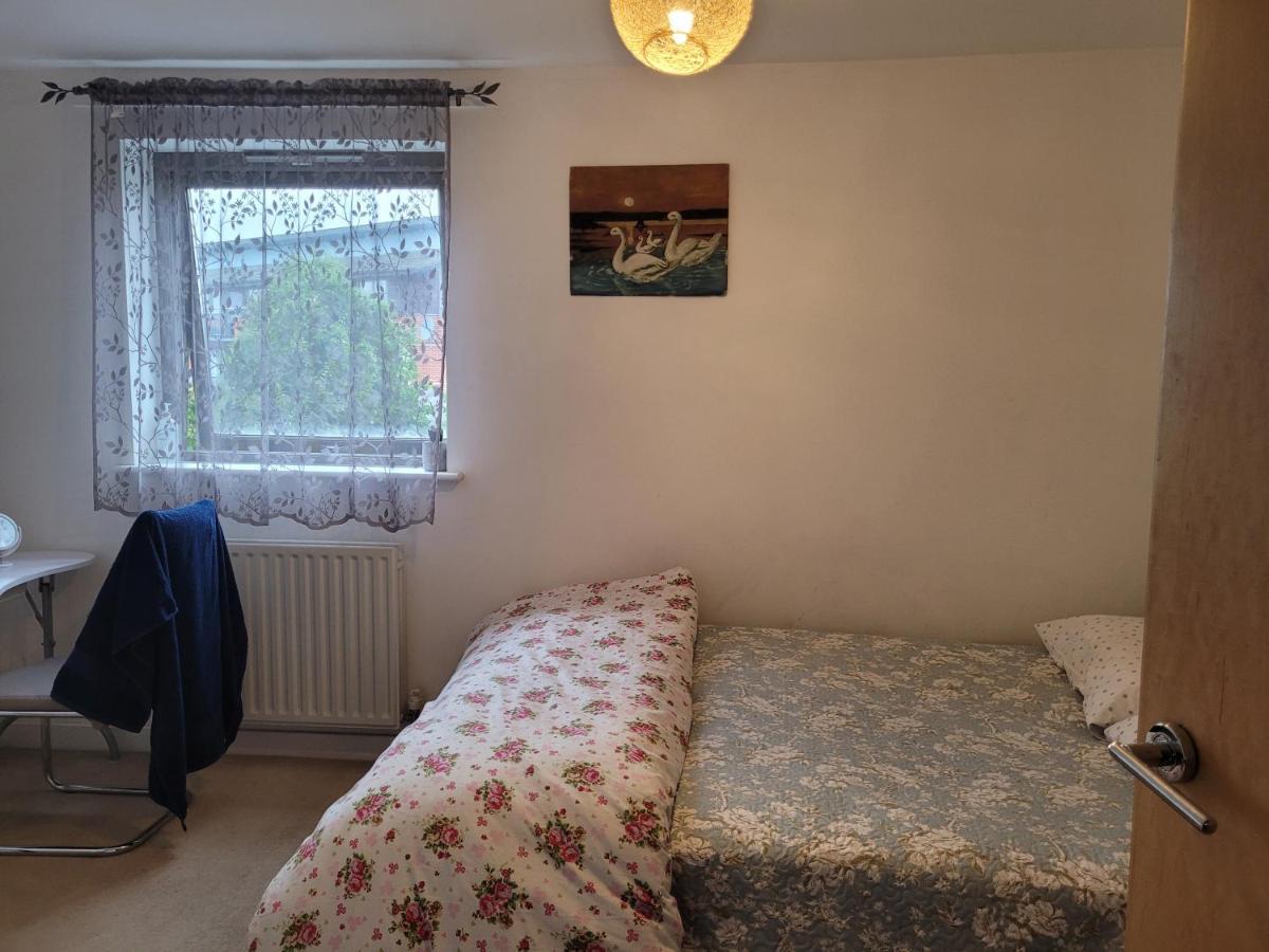 Room Near Heathrow Airport 希思罗 外观 照片